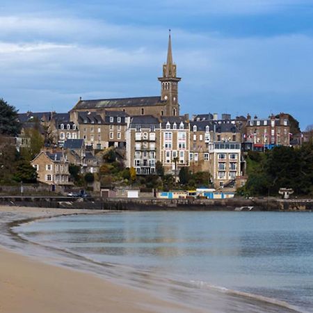 L'Ecume - Studio Moderne Avec Grand Balcon Et Place De Parking Lägenhet Dinard Exteriör bild